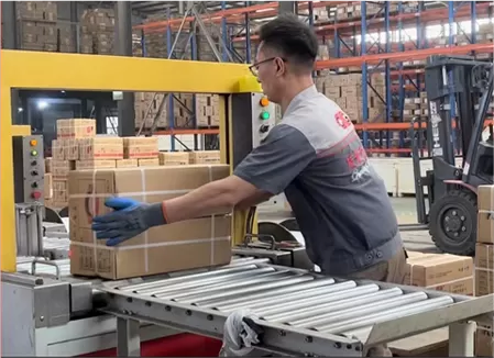 Stereoscopic Warehouse